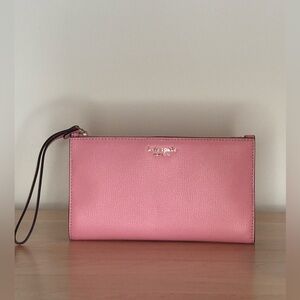 Kate Spade Pink Clutch Sleek Design Wristlet